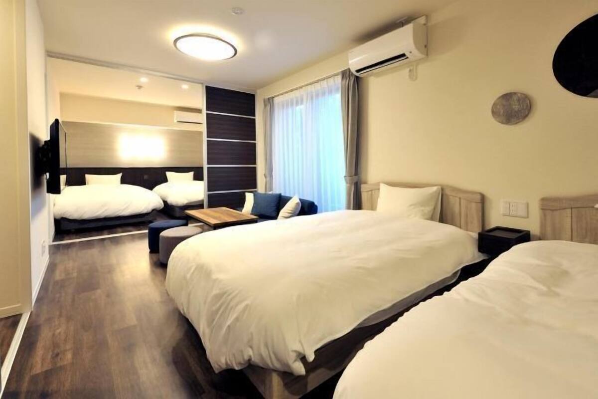 Desk, blackout drapes, WiFi (free), bed sheets