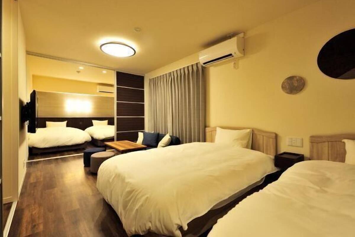 Desk, blackout drapes, WiFi (free), bed sheets