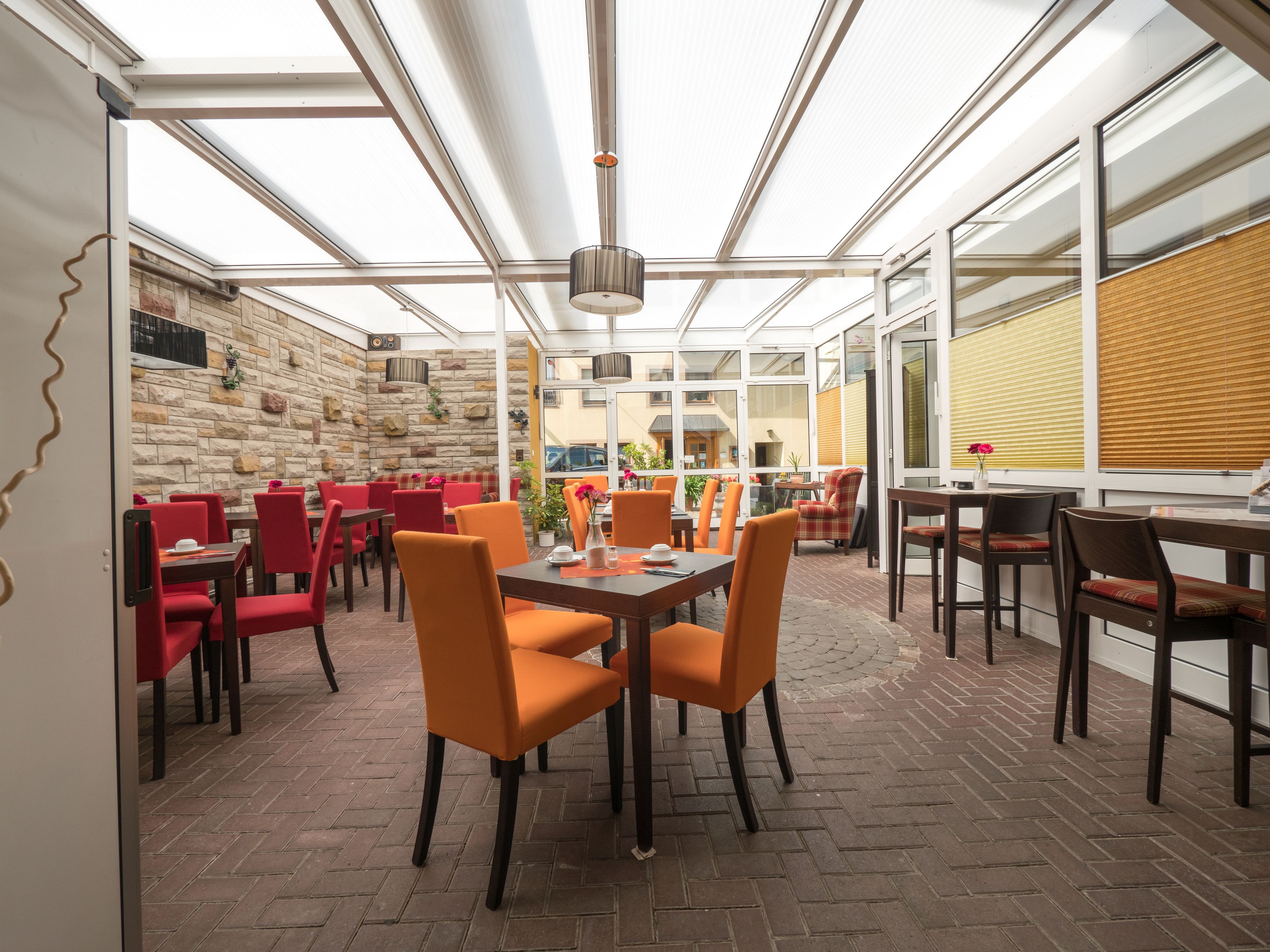 Ilmainen päivittäinen buffetaamiainen 