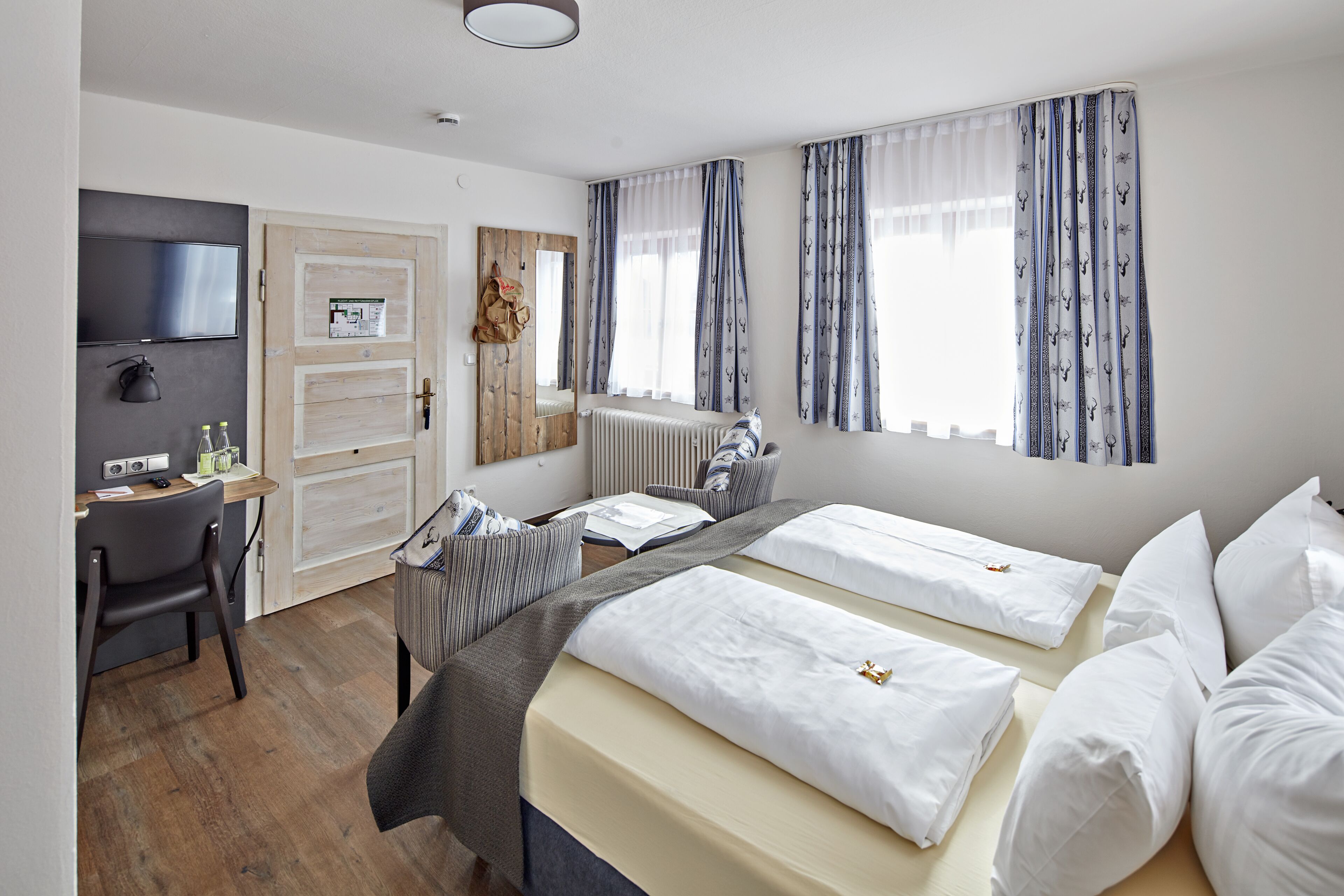 comfort double room (balcony on request) | 1 bedroom, hypo-allergenic bedding, minibar, desk