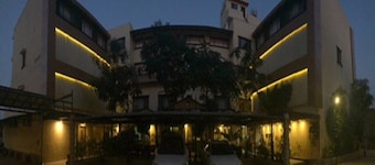 Hotel Orange Inn