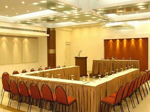 Meeting facility - Hotel Orange Inn (Ahmedabad)