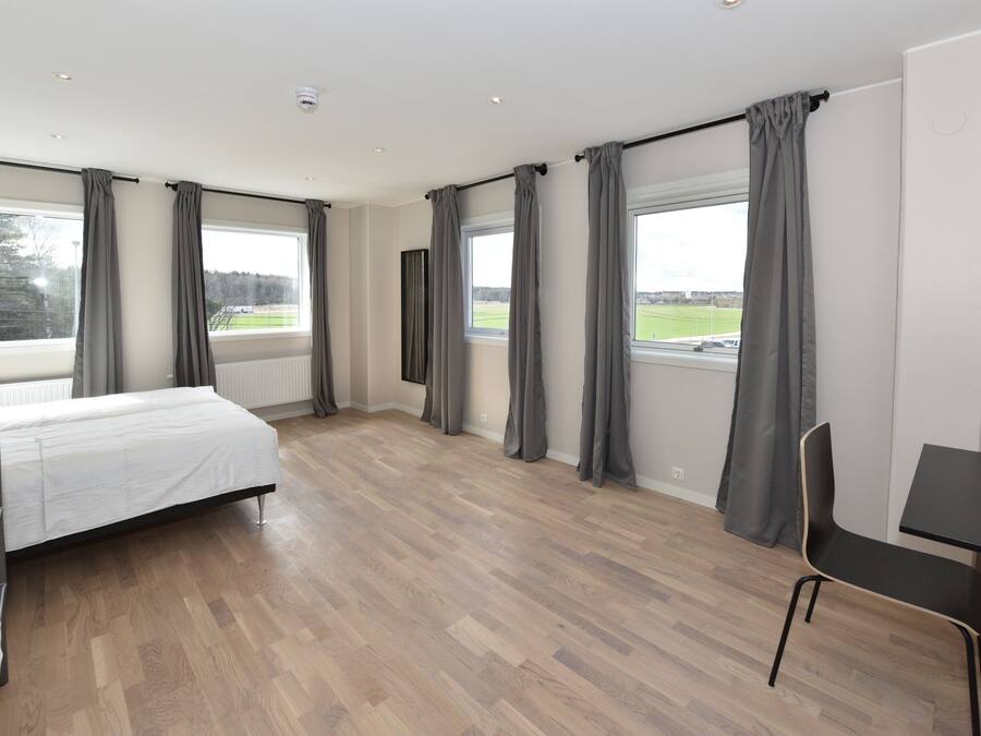 Basic-Vierbettzimmer, Mehrere Betten, Gemeinschaftsbad | Verdunkelungsvorhänge, schallisolierte Zimmer, kostenloses WLAN