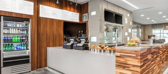 鐘斯博羅萬怡飯店