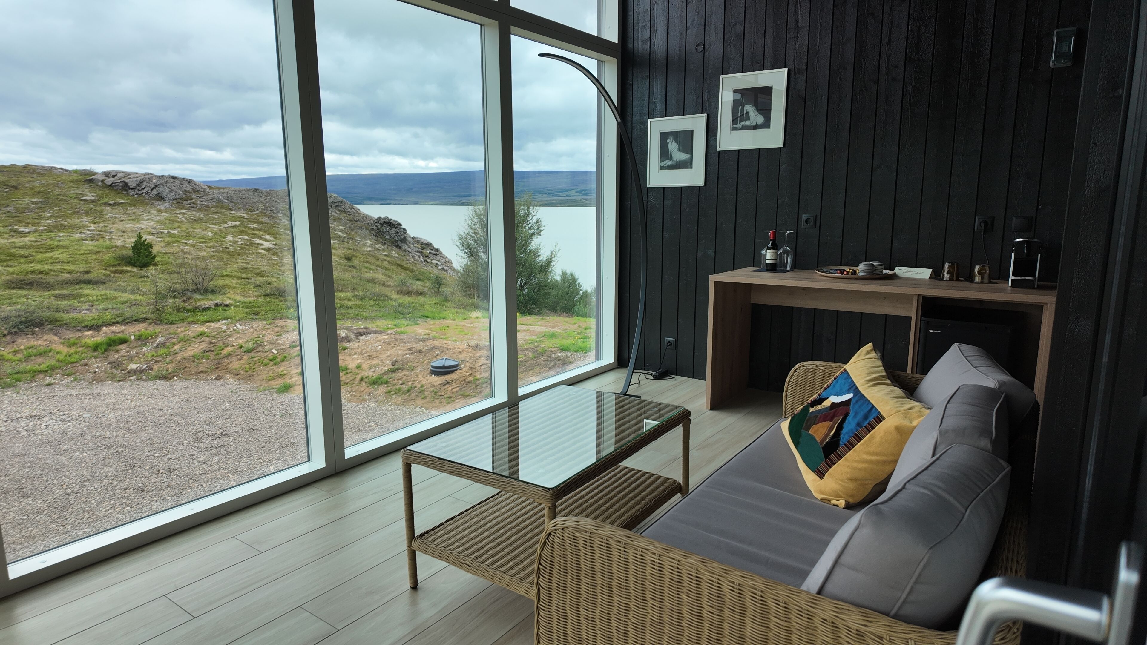 Suite, Mountain View | Living area | Heated floors