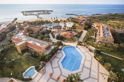 Jiyeh Marina Resort Hotel & Chalets