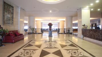 Quầy tiếp tân