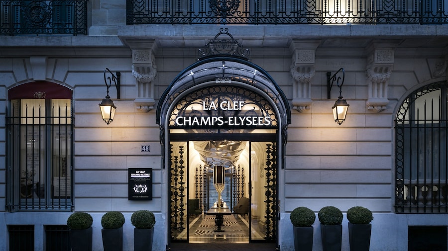 La Clef Champs-Élysées Paris by The Crest Collection