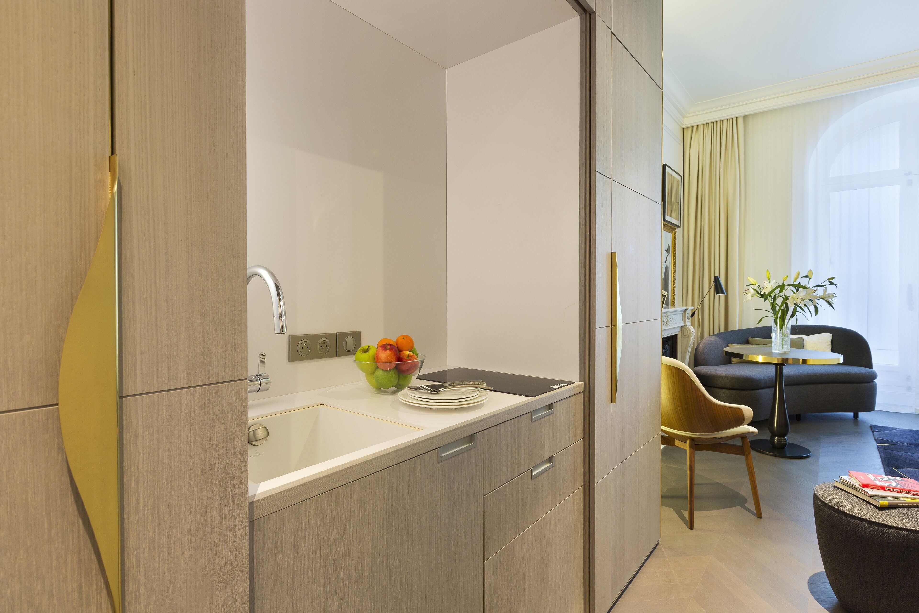 executive studio | premium bedding, in-room safe, desk, blackout curtains