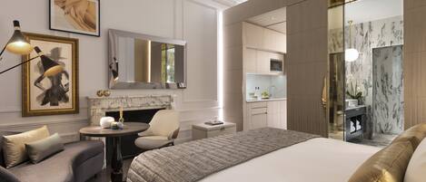 Premium bedding, in-room safe, desk, blackout curtains