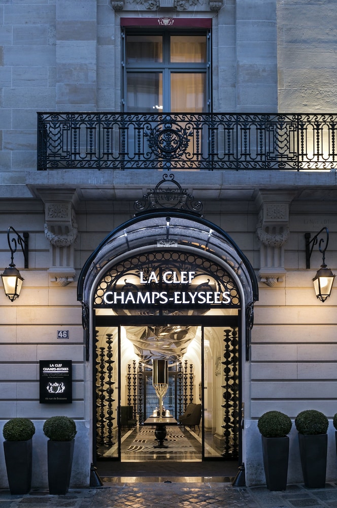La Clef Champs-Élysées Paris by The Crest Collection