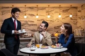 Daily buffet breakfast for a fee - La Clef Champs-Élysées Paris by The Crest Collection (Paris)