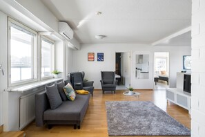 Standard Apartment, 3 Bedrooms, Balcony | Living area | Smart TV - Hiisi Homes Helsinki Haaga (Helsinki)