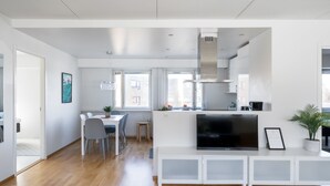 Leilighet – standard, 3 soverom, balkong | Oppholdsområde