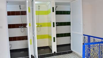 Shower, towels