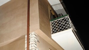 Front of property – evening/night - A casa di Gianna B&B (Rieti)
