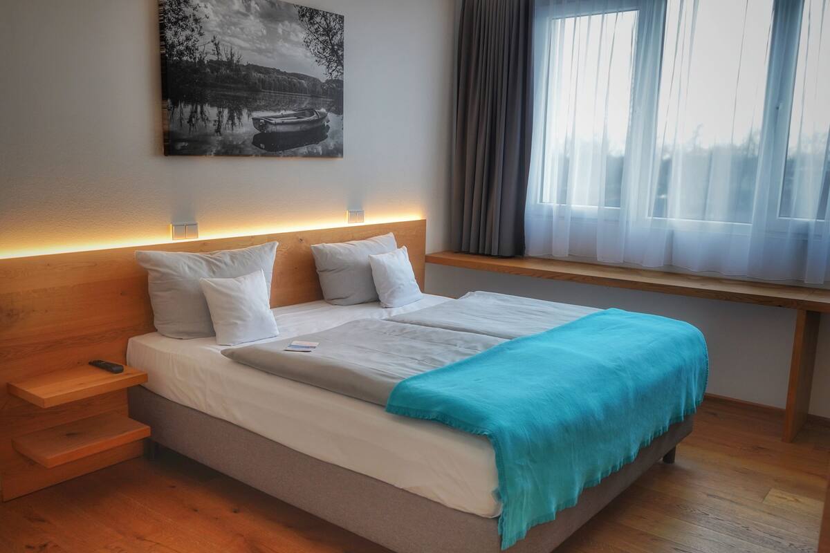 Phòng đôi | 1 phòng ngủ, bàn, màn/rèm cản sáng, phòng cách âm