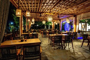 Restaurant - Natura Luxury Boutique Hotel Skopelos (Skopelos)