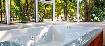 Graceland Conference & Lifestyle Centre