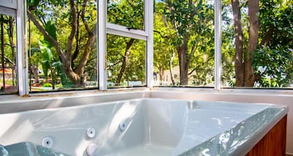 Graceland Conference & Lifestyle Centre