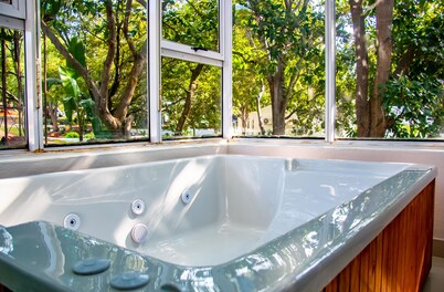 Graceland Conference & Lifestyle Centre