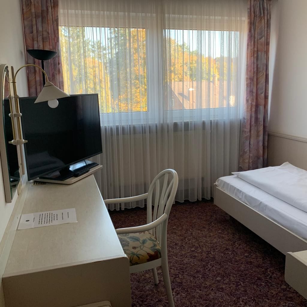 Standardzimmer, 1 Einzelbett | Kostenloses WLAN, Bettwäsche