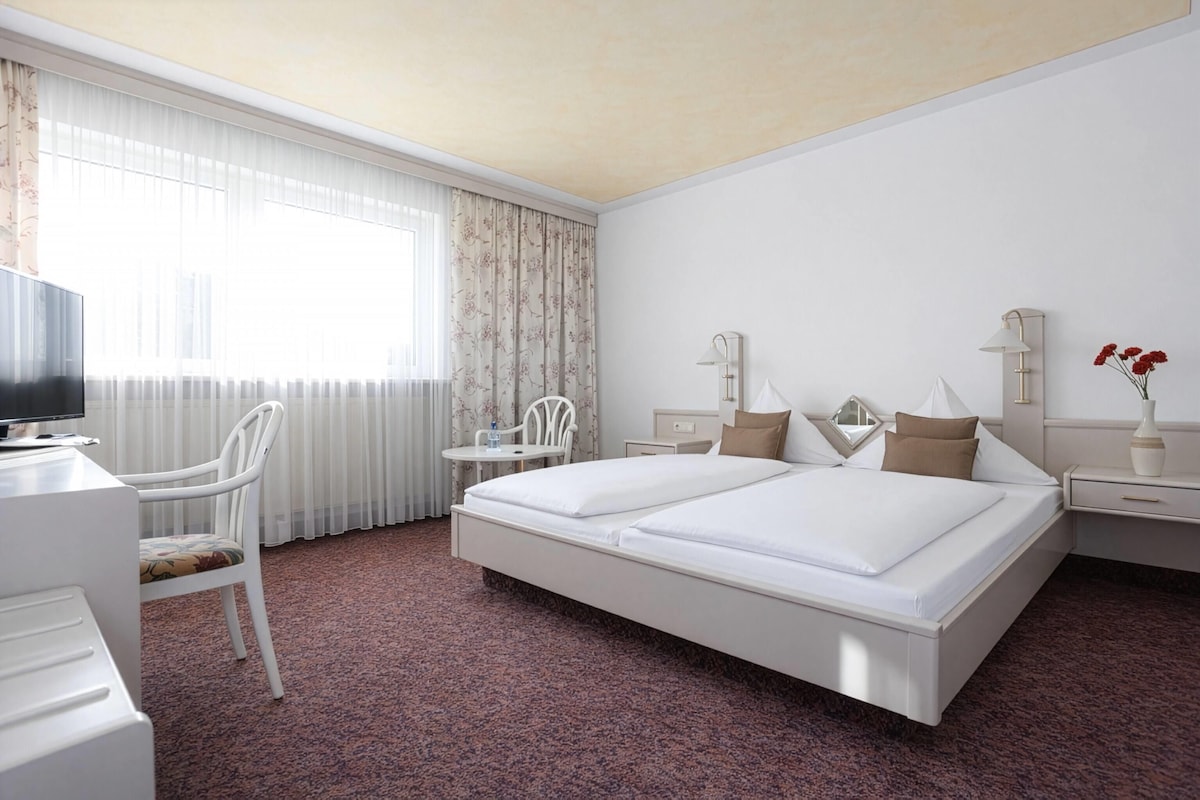 Standard Room, 1 Double Bed | Bed sheets