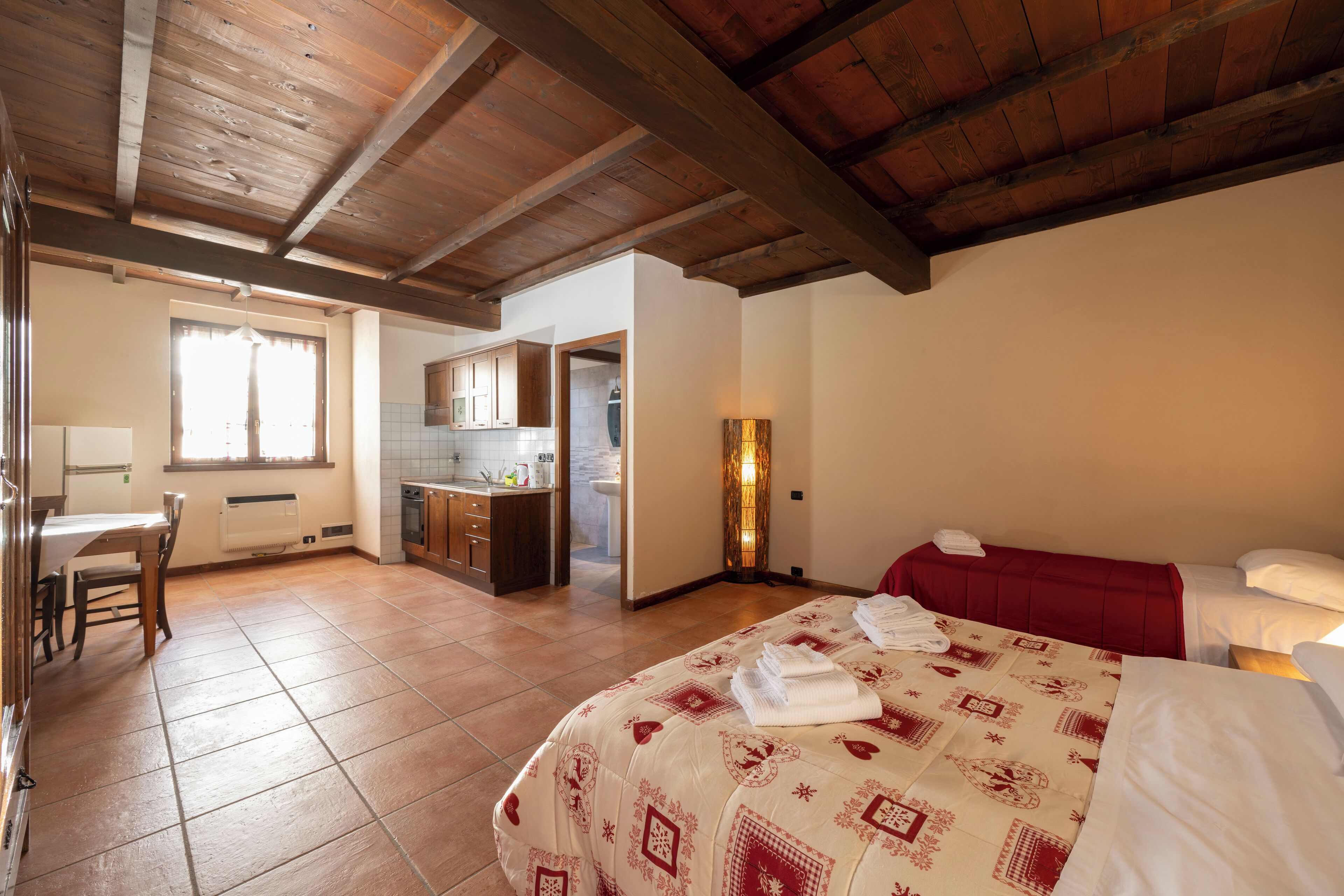 Chambre Confort | Literie de qualité supérieure, bureau