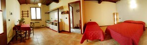 Triple Room | Premium bedding, desk, laptop workspace, blackout curtains - Agriturismo di Sordiglio (Casina)