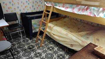 3 chambres, fer et planche Ă repasser, accĂšs Internet