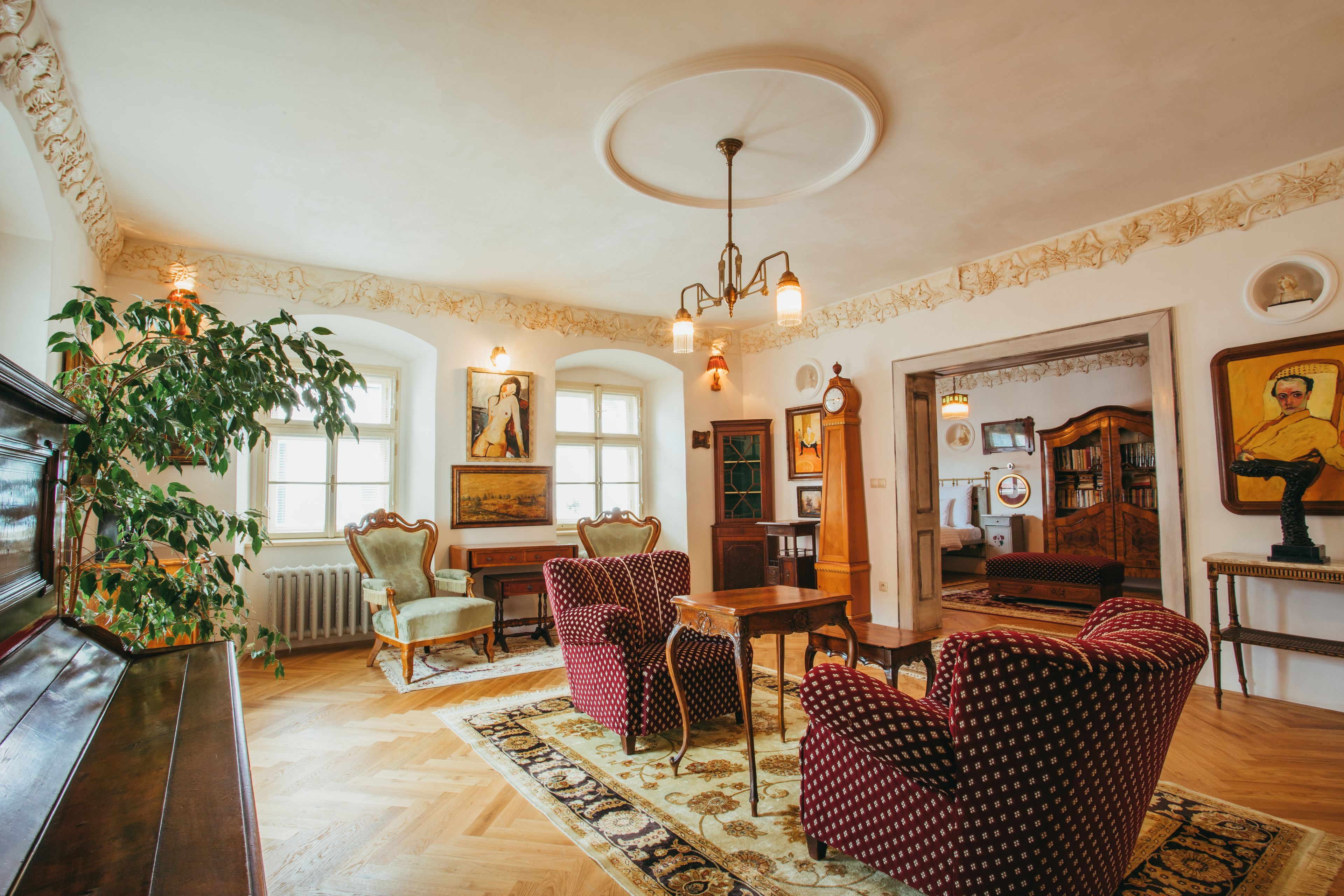 galeria de paris | premium bedding, minibar, in-room safe, individually decorated