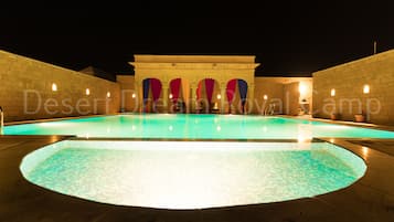 Outdoor pool, open 8:00 AM to 9:00 PM, pool loungers