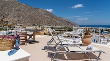 Cortina Suite, Outdoor Jacuzzi | Beach/ocean view