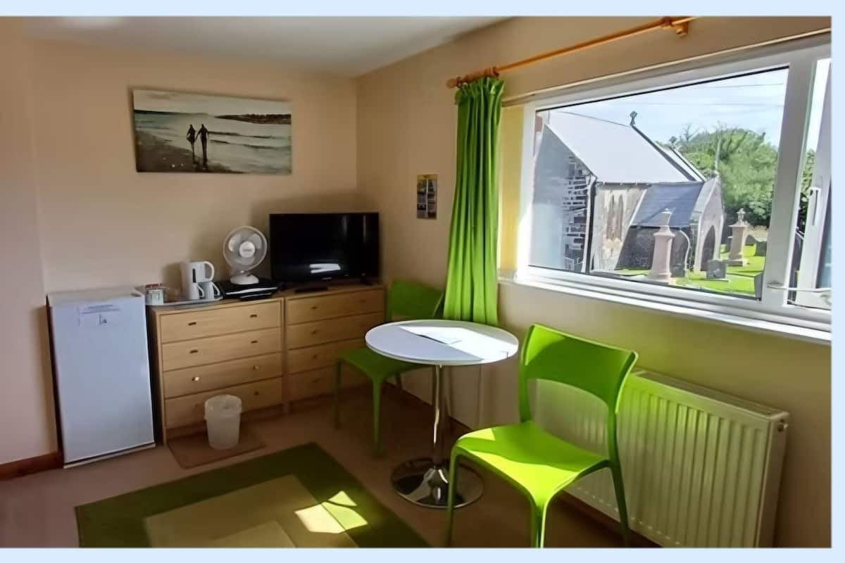 Double Room | 1 bedroom, free WiFi, bed sheets