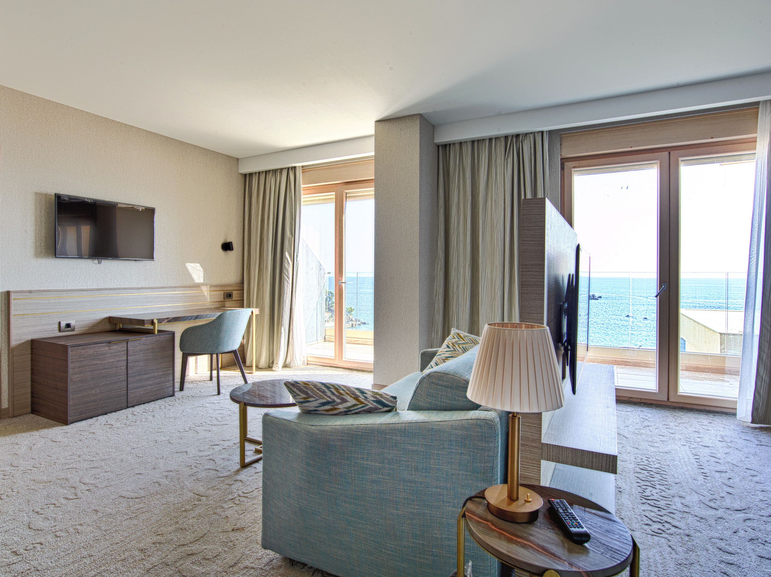 ex jr suite the level whirpool (2a+2c) | 1 bedroom, egyptian cotton sheets, premium bedding, minibar