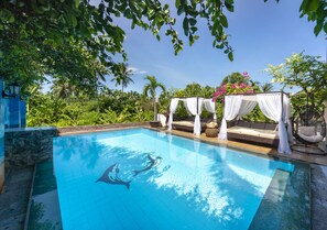 Outdoor pool - VIP Garden Villa and Pool (Da Nang)