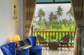 Deluxe Villa, 6 Bedrooms, Pool View | Hypo-allergenic bedding, down comforters, minibar, in-room safe - VIP Garden Villa and Pool (Da Nang)