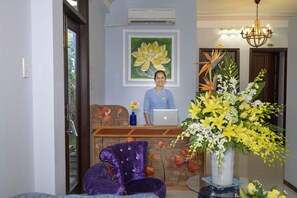 Reception - VIP Garden Villa and Pool (Da Nang)