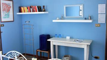 Camera Comfort con letto matrimoniale o 2 letti singoli | Biancheria da letto di alta qualità, minibar, una cassaforte in camera