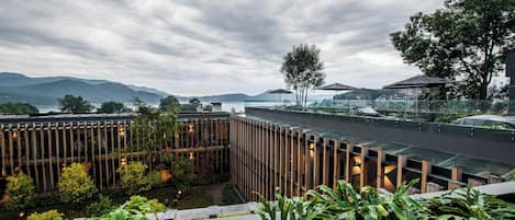 Room, 1 King Bed, Ensuite