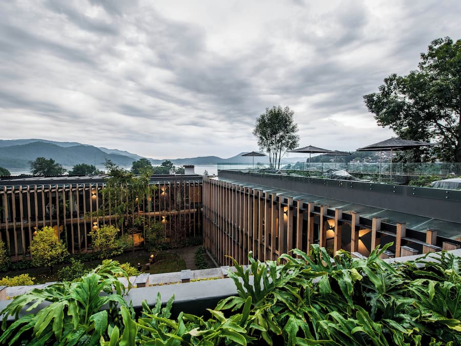 Kamer, 1 kingsize bed, en-suite badkamer | 1 slaapkamer, een kluis op de kamer, individueel gedecoreerd