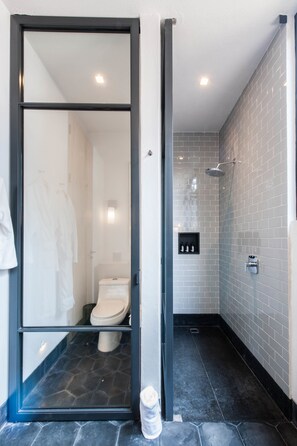 Bathroom shower - Cinco Rodavento (Valle de Bravo)