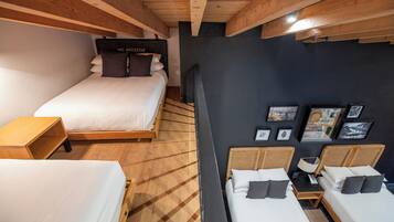 Firemannsrom – design, flere senger, privat bad, tårn | 1 soverom, safe på rommet, individuelt dekorert og individuelt innredet