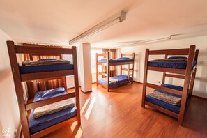 Free WiFi - North House Hostel (Bogotá)