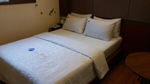 Iron/ironing board, free WiFi