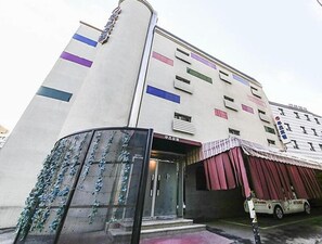 Exterior - Coups (Seoul)