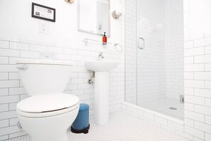 Shower - The High Tide Two Bedroom Suite #8 (Far Rockaway)