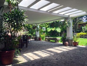 Terrace/patio - Casa Hermano Pedro (Antigua Guatemala)