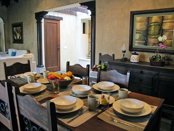 Chambre | Repas dans la chambre