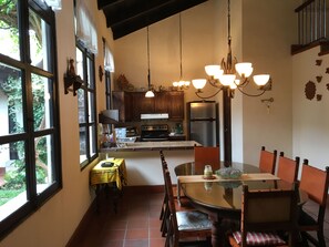 Room | Living area